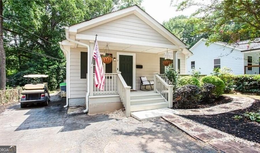 7 Windsor, Avondale Estates, GA 30002 - 2 Beds, 2 Bath