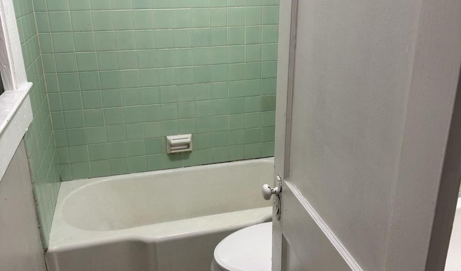 306 S Van Buren, Albany, GA 31701 - 1 Beds, 1 Bath