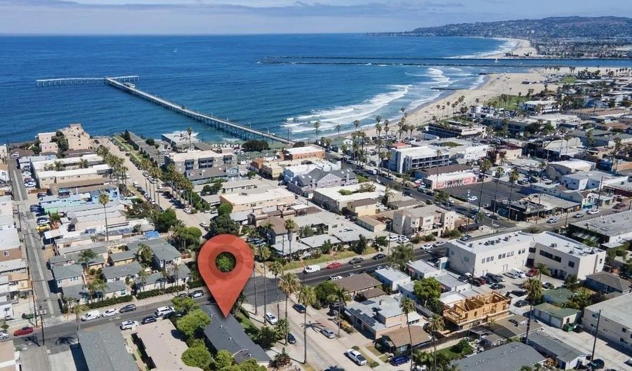 4985-89 Narragansett Ave, San Diego, CA 92107 - 4 Beds, 4 Bath