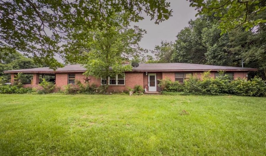 700 Magnolia St, Teague, TX 75860 - 3 Beds, 2 Bath