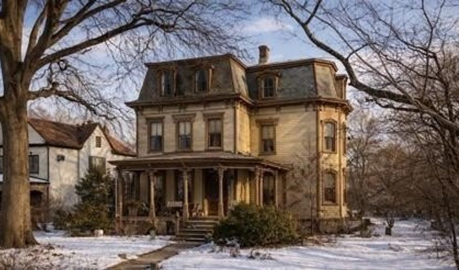 100 BROADWAY, Bayonne, NJ 07002 - 8 Beds, 2 Bath