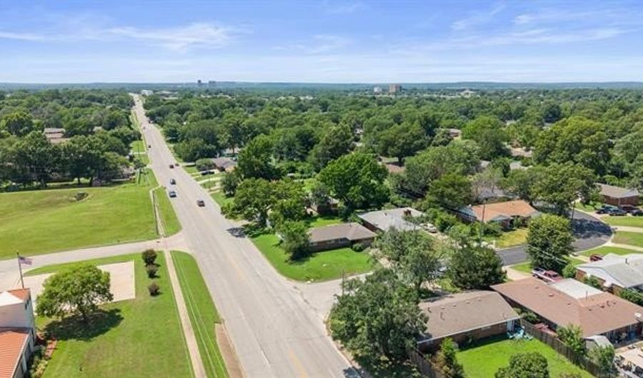 961 Yale Dr, Bartlesville, OK 74006 - 3 Beds, 1 Bath