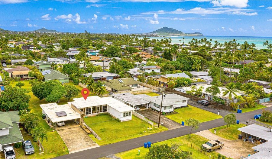 146 Kaluamoo St, Kailua, HI 96734 - 4 Beds, 3 Bath