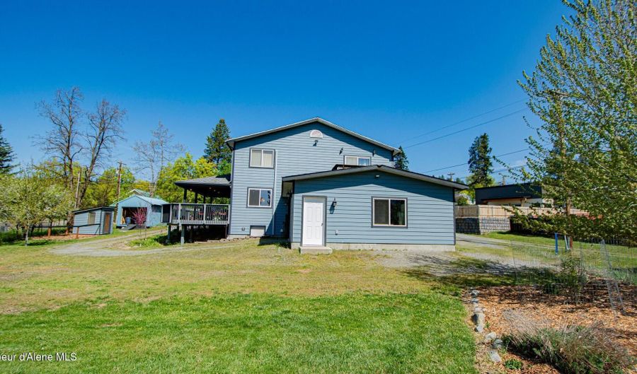 6616 Comanche St, Bonners Ferry, ID 83805 - 4 Beds, 4 Bath