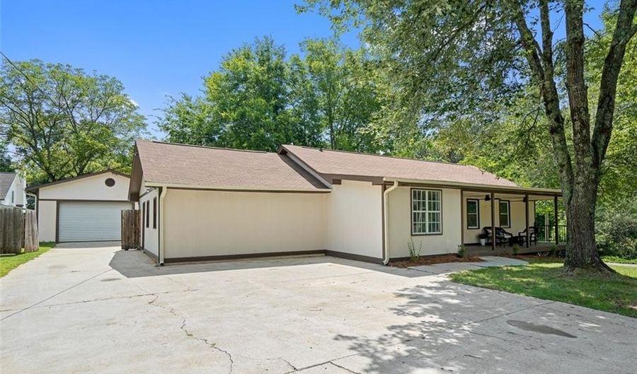 4128 Worth St, Acworth, GA 30101 - 4 Beds, 2 Bath