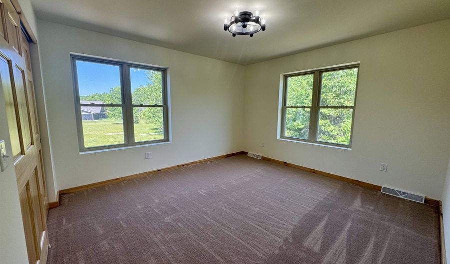 1919 Dakota Jct, Arkdale, WI 54613 - 3 Beds, 3 Bath