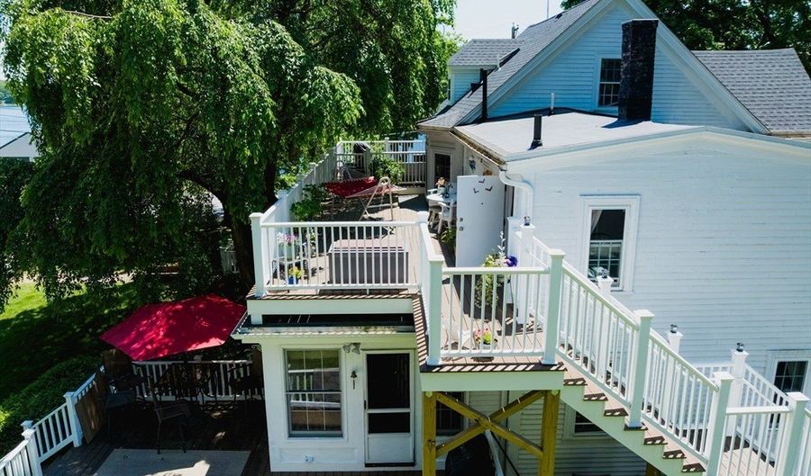 376 Main St 4, Amesbury, MA 01913 - 1 Beds, 1 Bath