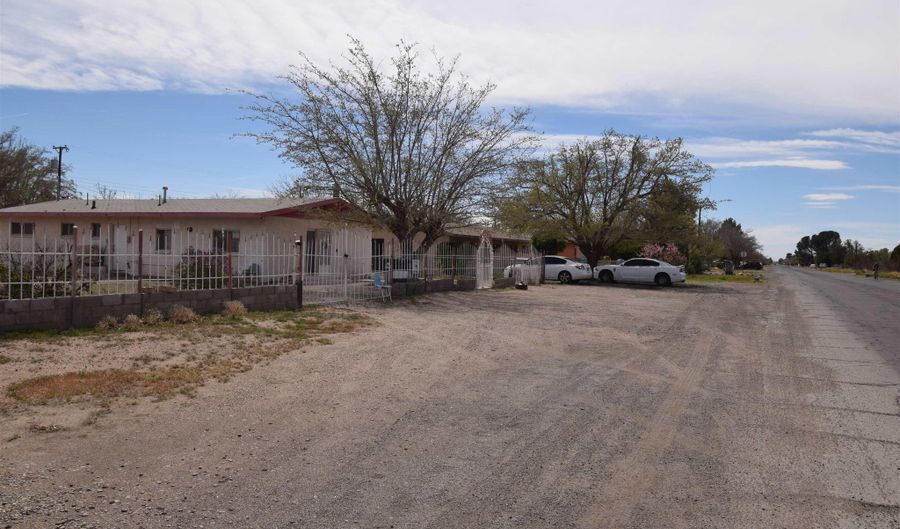 1013 S Silver St, Deming, NM 88030 - 4 Beds, 2 Bath