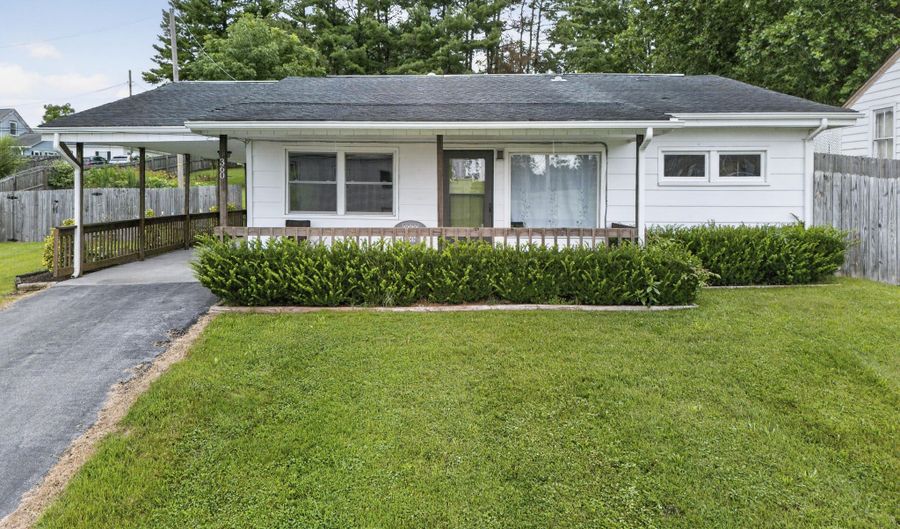 360 Trigg St, Abingdon, VA 24210 - 3 Beds, 1 Bath