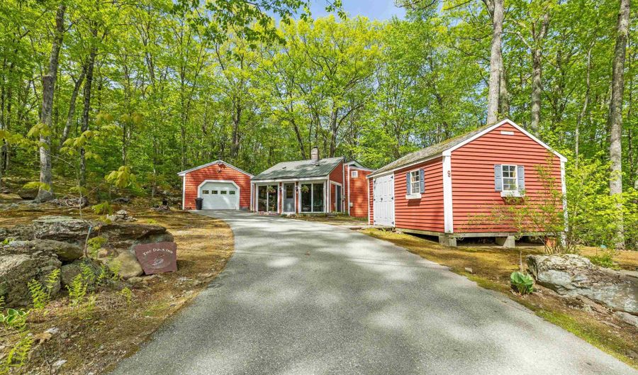 9 Red Oak Rd, Barnstead, NH 03218 - 2 Beds, 2 Bath
