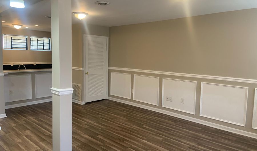 2504 FRANKLIN St W, Baltimore, MD 21223 - 3 Beds, 3 Bath