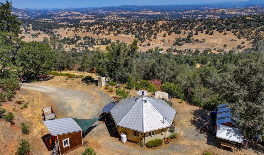 1244 Stallion Way, Angels Camp, CA 95222 - 2 Beds, 1 Bath