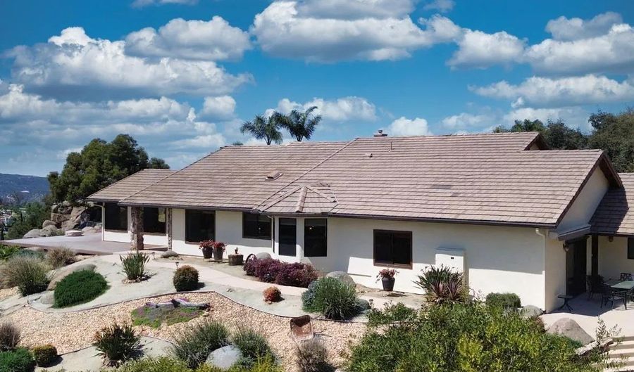 2302 SHAYLENE Way, Alpine, CA 91901 - 3 Beds, 3 Bath