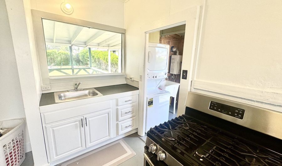 04-1176 KUHIO Hwy 1, Kapaa, HI 96746 - 2 Beds, 1 Bath