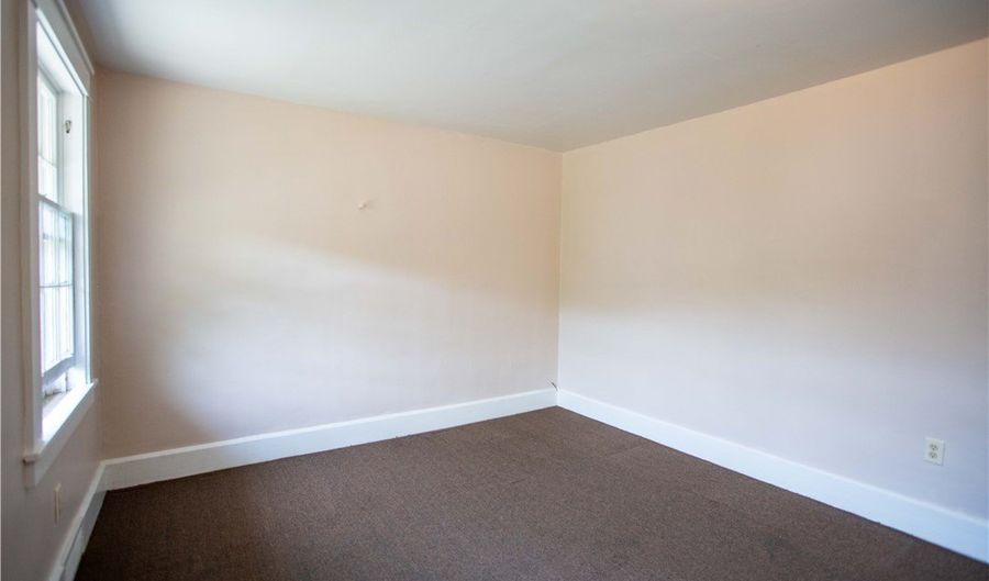 1315 Main St, Aliquippa, PA 15001 - 4 Beds, 1 Bath