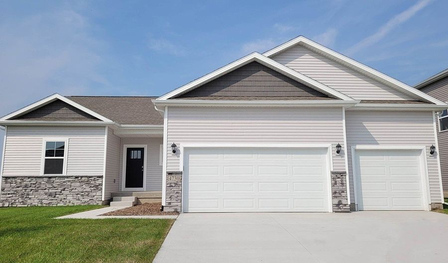 101 8th Ave NE Plan: Holland, Altoona, IA 50009 - 4 Beds, 2 Bath