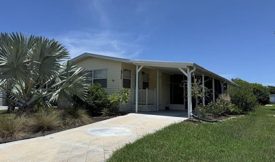 903 Bougainvillea Cir, Barefoot Bay, FL 32976 - 2 Beds, 2 Bath