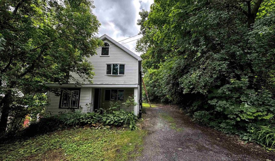 104 Short St, Bennington, VT 05201 - 3 Beds, 2 Bath