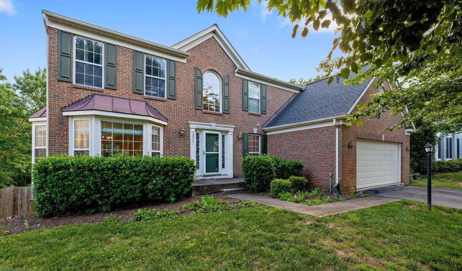 20941 LOHENGRIN Ct, Ashburn, VA 20147 - 4 Beds, 3 Bath