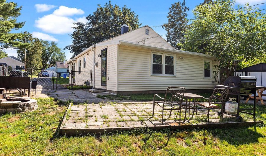 2637 BARNES Ave, Abington, PA 19001 - 3 Beds, 1 Bath