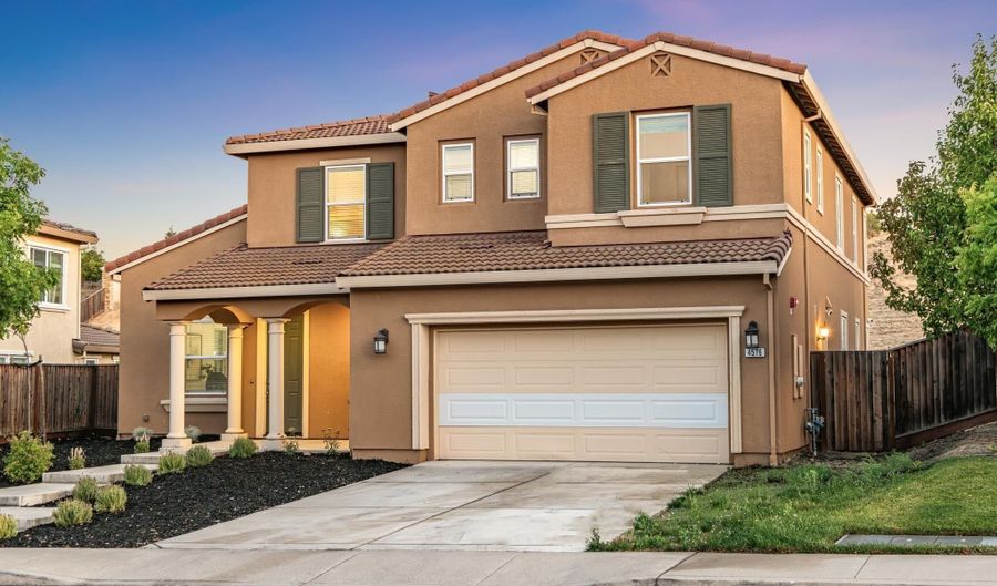 4576 Benton St, Antioch, CA 94531 - 4 Beds, 3 Bath