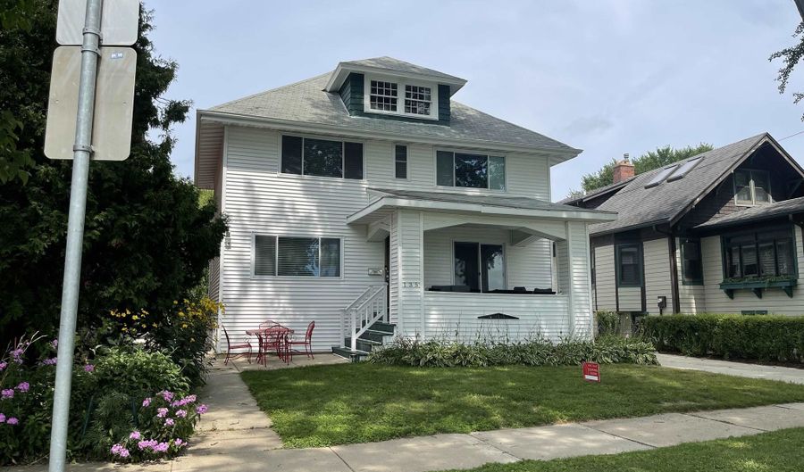 135 S Brittingham Pl, Madison, WI 53715 - 3 Beds, 5 Bath