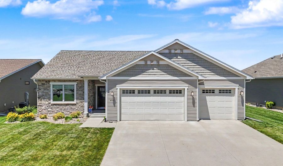 2721 Milstead Rd, Ames, IA 50010 - 4 Beds, 3 Bath