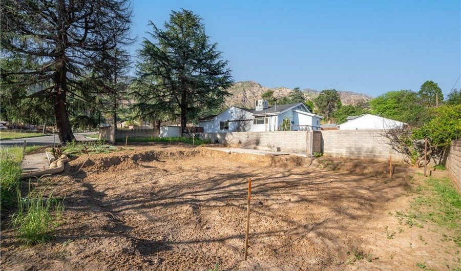 3718 El Sereno Ave, Altadena, CA 91001 - 0 Beds, 0 Bath