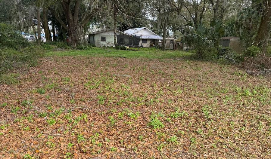 2912 NELSON Ave, Dover, FL 33527 - 3 Beds, 1 Bath