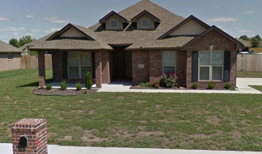 1513 Anderson Dr, Webb City, MO 64870 - 4 Beds, 2 Bath