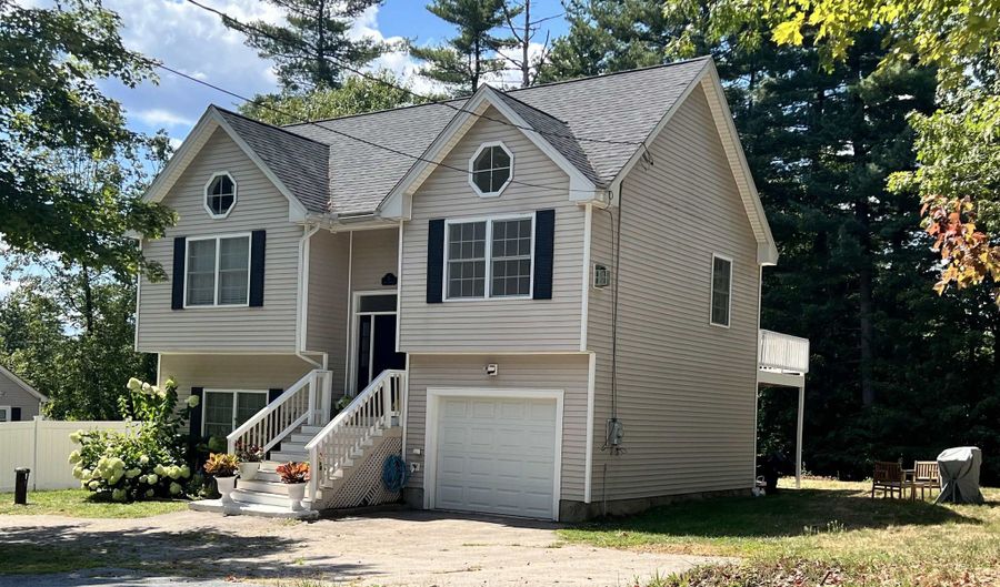19 W Shore Ave, Manchester, NH 03109 - 3 Beds, 2 Bath