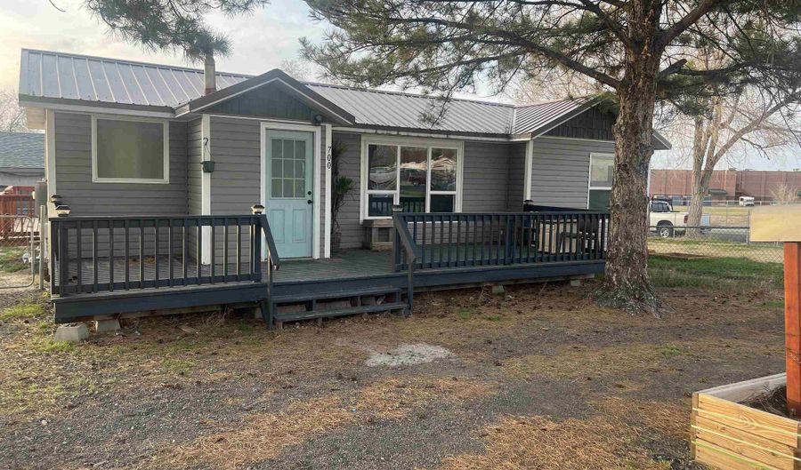 700 Linden, Buhl, ID 83316 - 2 Beds, 1 Bath