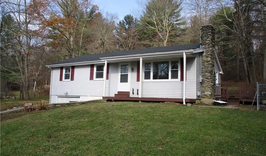1207 Route 171, Woodstock, CT 06281 - 3 Beds, 1 Bath