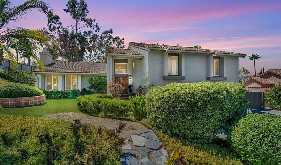 3429 Lomas Serenas, Escondido, CA 92029 - 4 Beds, 3 Bath