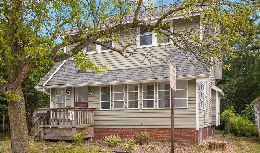 888 Harrison Ave, Akron, OH 44314 - 3 Beds, 2 Bath