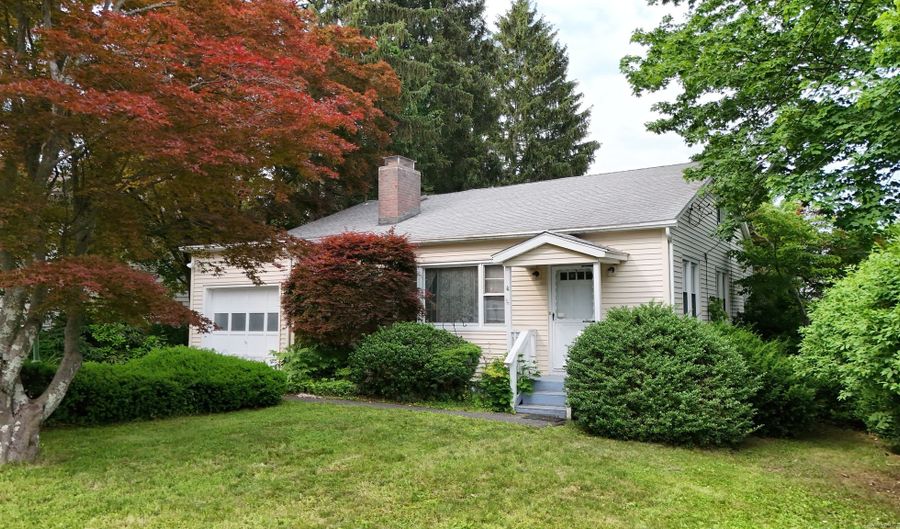 11 Well Ave, Danbury, CT 06810 - 4 Beds, 2 Bath