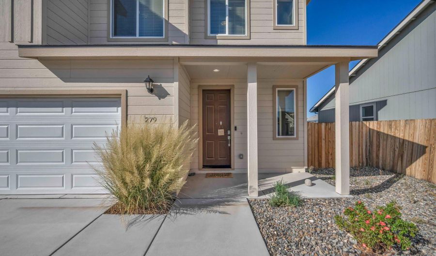 279 Granite Ct, Dayton, NV 89403 - 4 Beds, 2 Bath