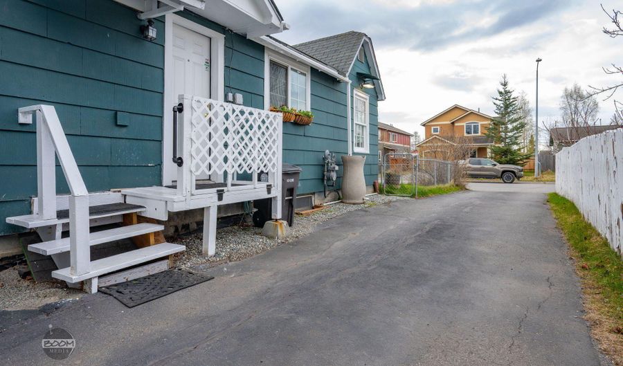 3233 Tarwater Ave, Anchorage, AK 99508 - 2 Beds, 2 Bath