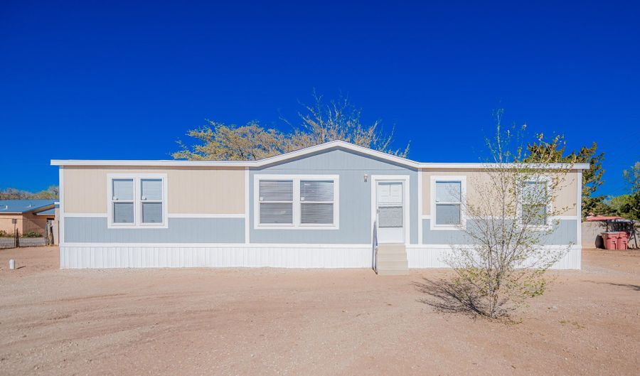 125 W Calle Montoya, Bernalillo, NM 87004 - 4 Beds, 2 Bath