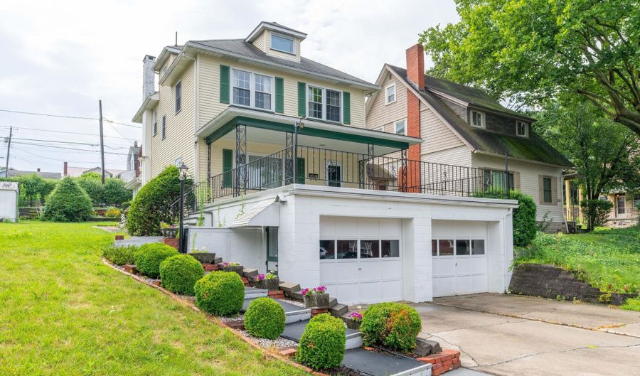 2231 2nd Ave, Altoona, PA 16602 - 4 Beds, 2 Bath