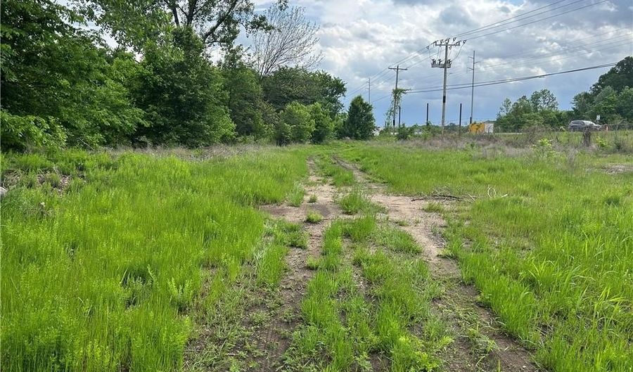 8315 Alma Hwy, Alma, AR 72921 - 0 Beds, 0 Bath