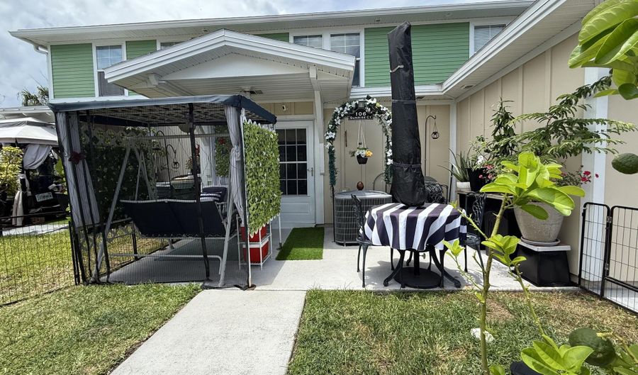 106 SUNRISE Ct, Atlantic Beach, FL 32233 - 2 Beds, 2 Bath
