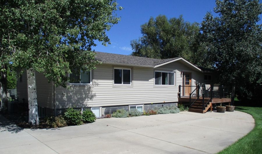 7 Home Ranch Pl, Sheridan, WY 82801 - 5 Beds, 3 Bath