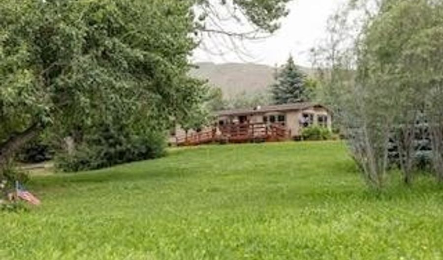 407 BROADFORD Rd, Bellevue, ID 83313 - 3 Beds, 2 Bath