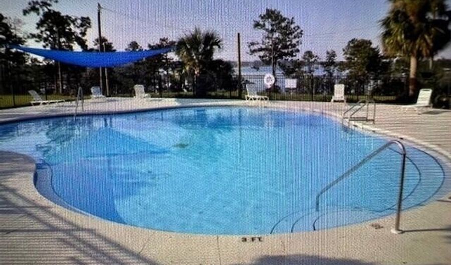 850 Gambier Dr, Alford, FL 32420 - 2 Beds, 2 Bath