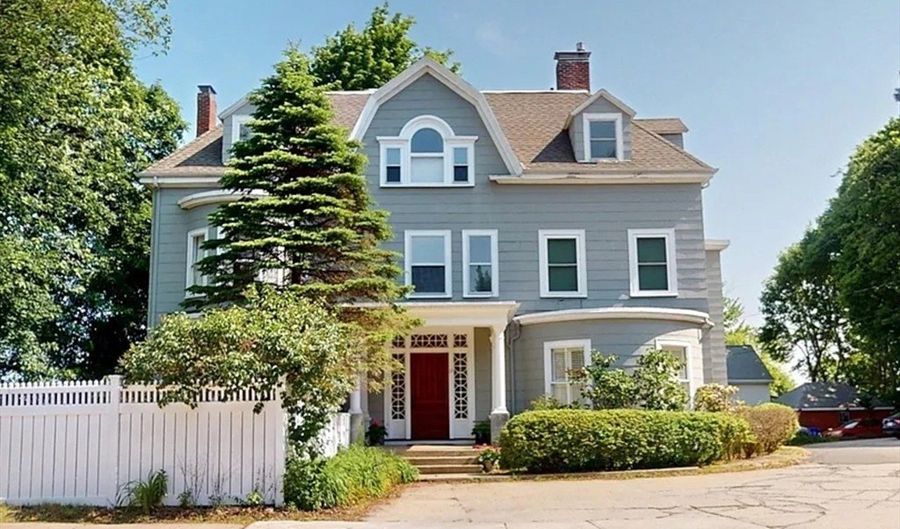 12 Bigelow Cir 3, Boston, MA 02135 - 2 Beds, 1 Bath