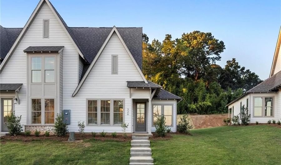 124 BOTTLE Way, Auburn, AL 36830 - 2 Beds, 2 Bath