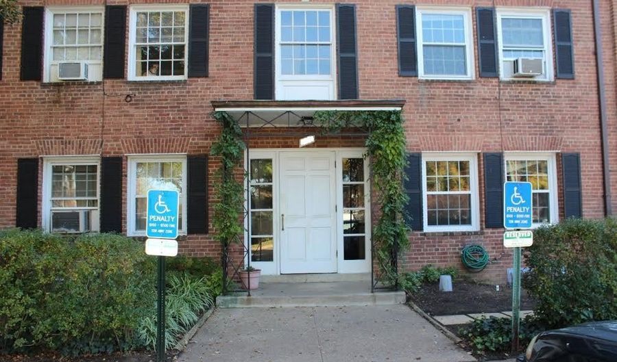 5106 COLUMBIA Pike 2, Arlington, VA 22204 - 1 Beds, 1 Bath