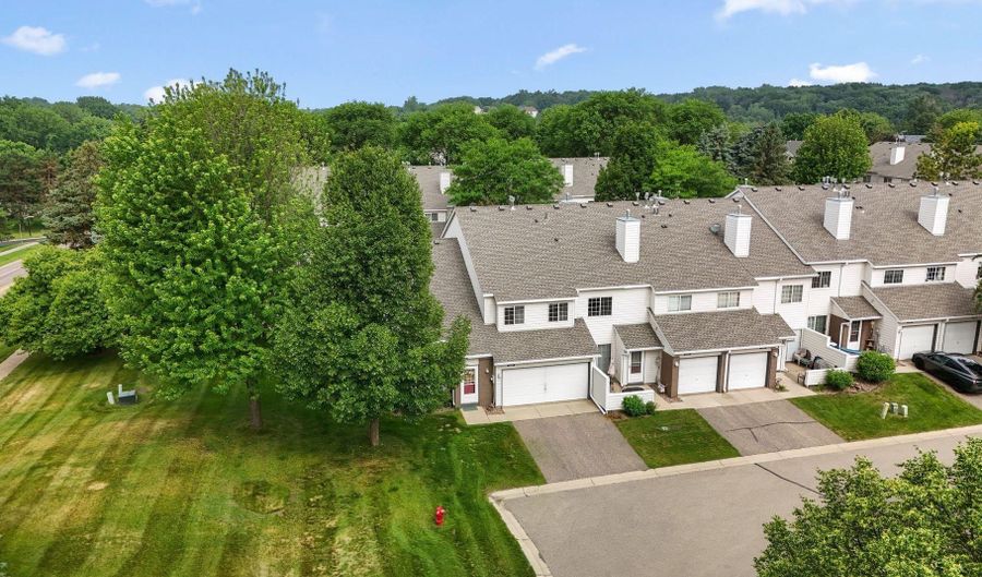 12857 Echo Ln, Apple Valley, MN 55124 - 2 Beds, 2 Bath