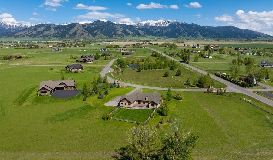 45 Spain Bridge Circle Dr, Belgrade, MT 59714 - 5 Beds, 4 Bath